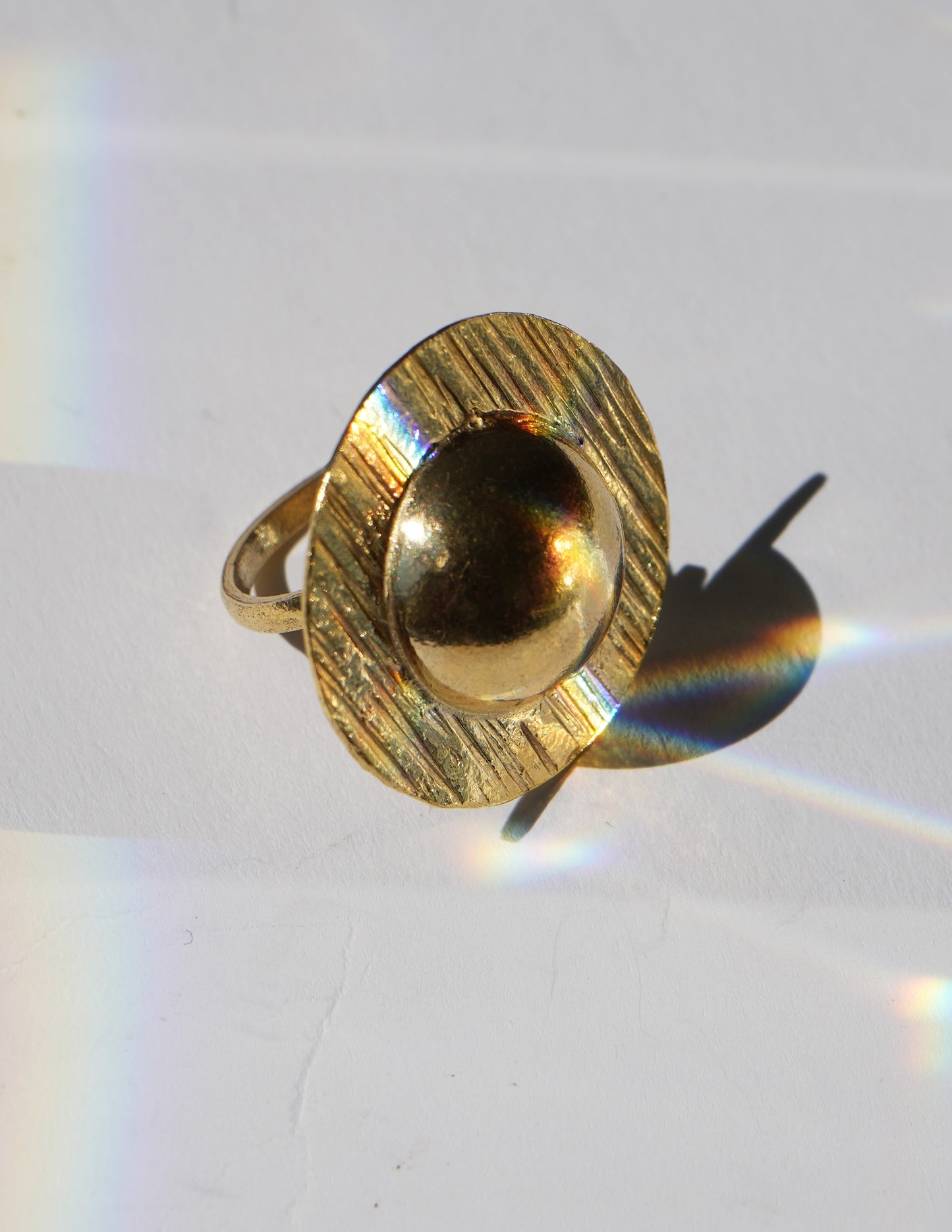 Bona Button Disc Ring