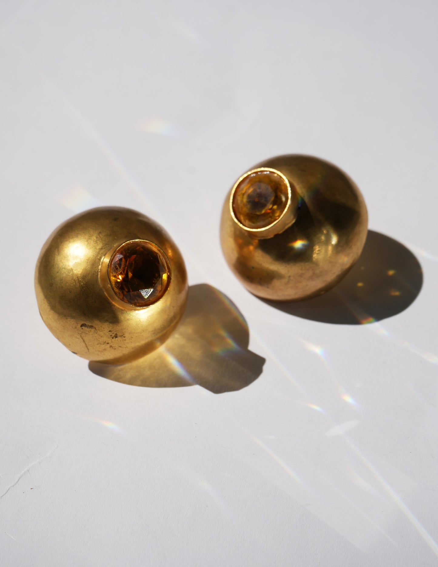Mchanga Clip On Earrings