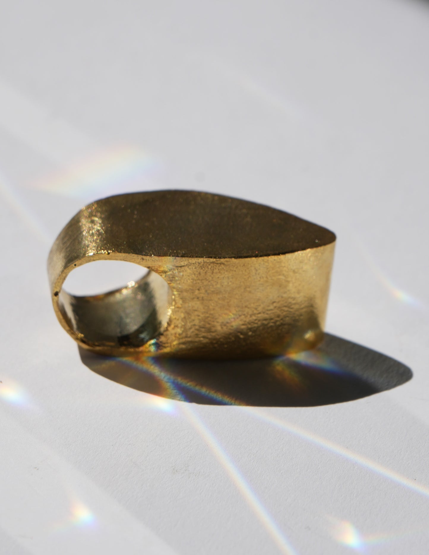 Le Triangle Dome Ring