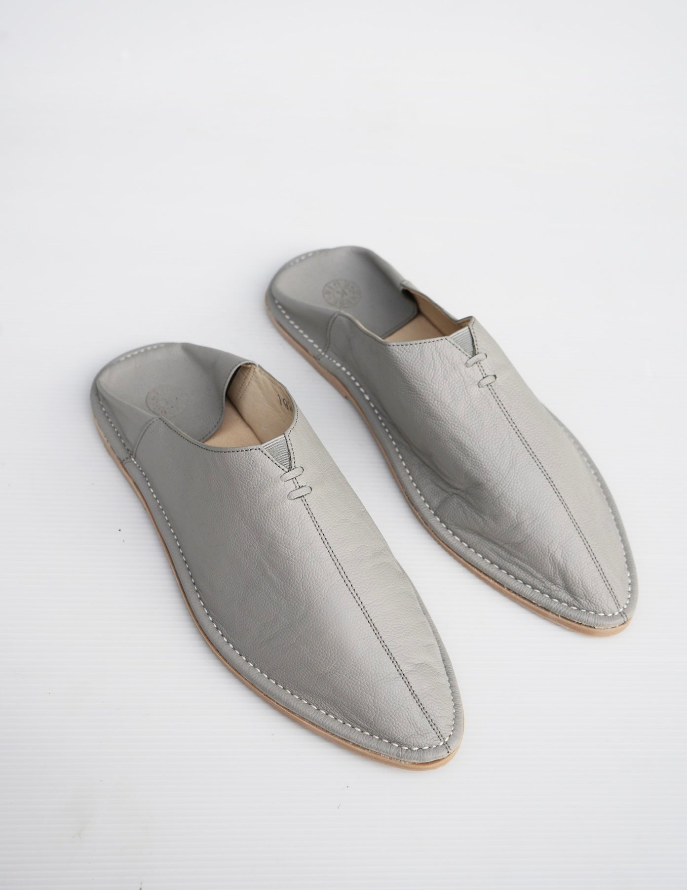 Gray Babouche