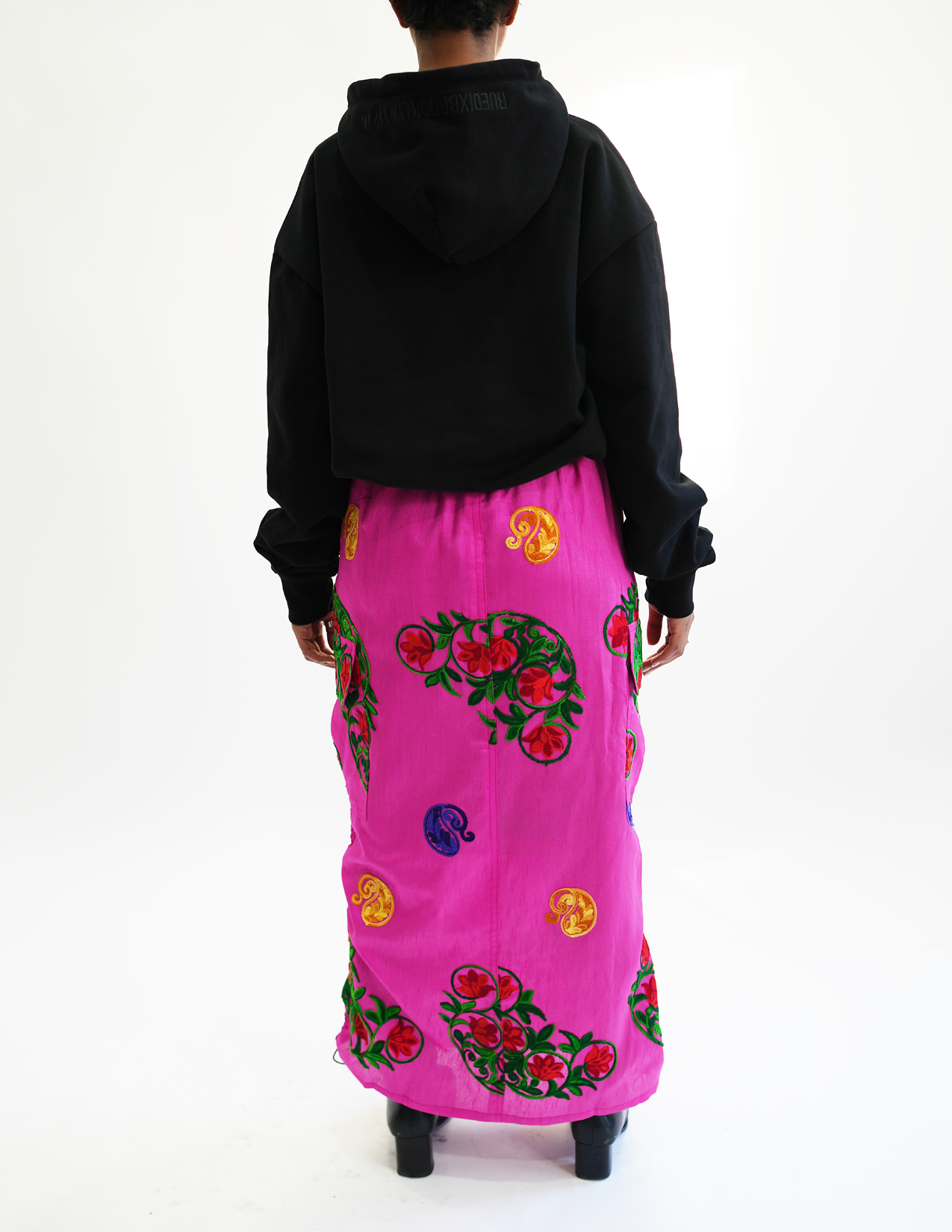 Diagne Floral Embroidered Cargo Skirt