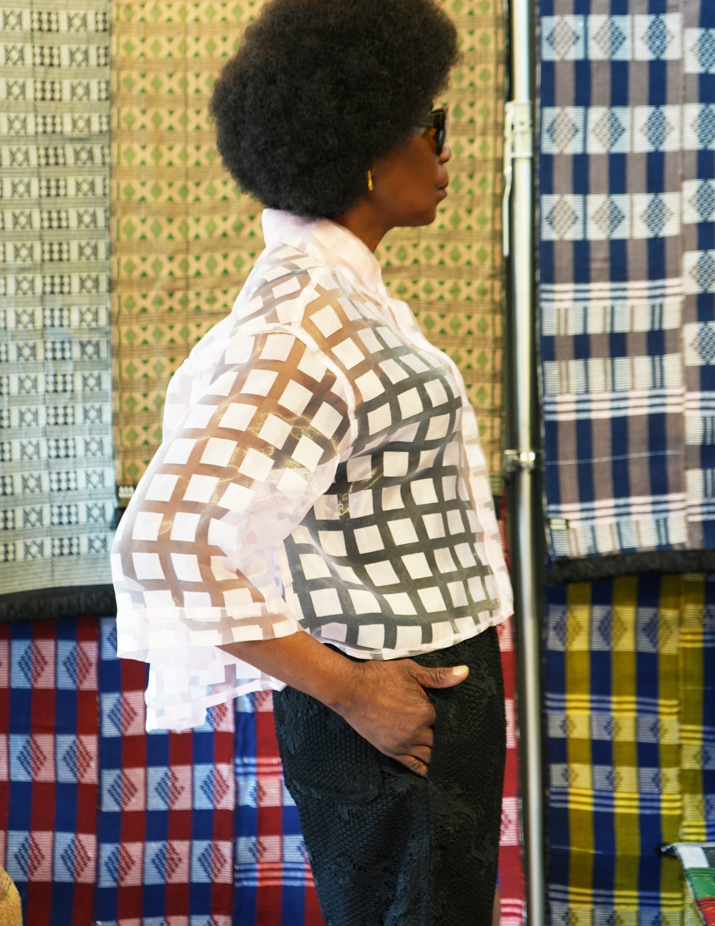Aisha Carrée Sheer Hi-Low Shirt