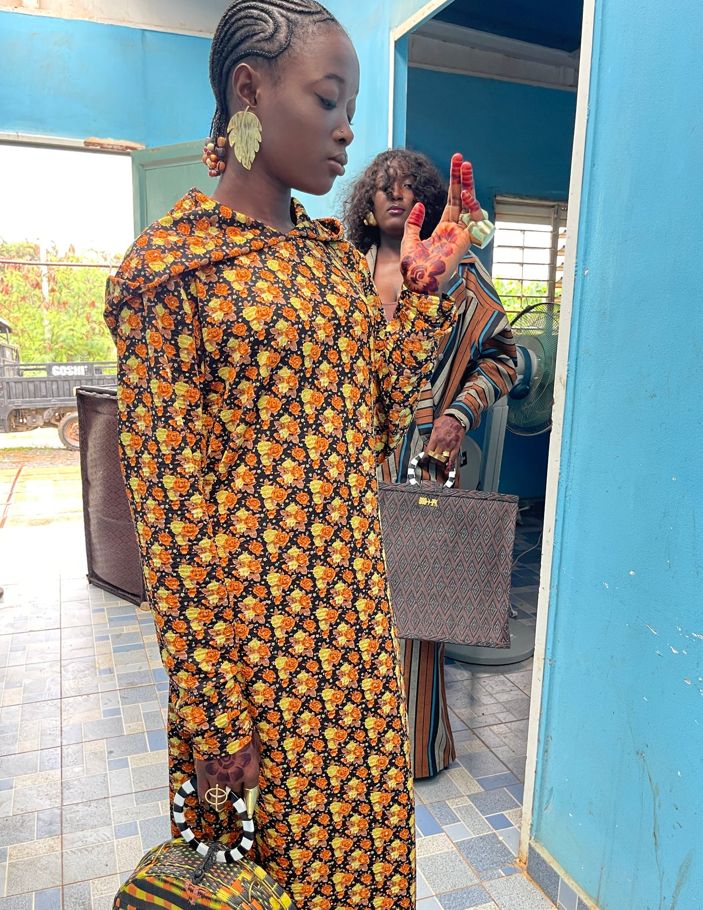 Bebe Floral Stretch Printed Hooded Dress