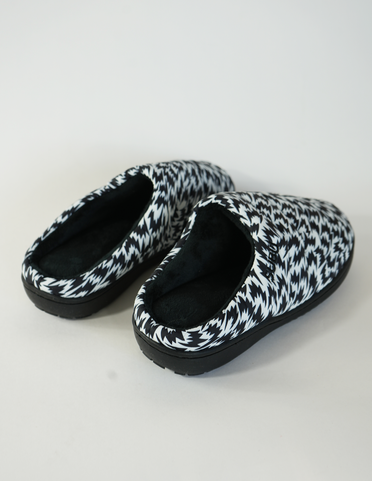 SUBU Indoor/ Outdoor Slippers