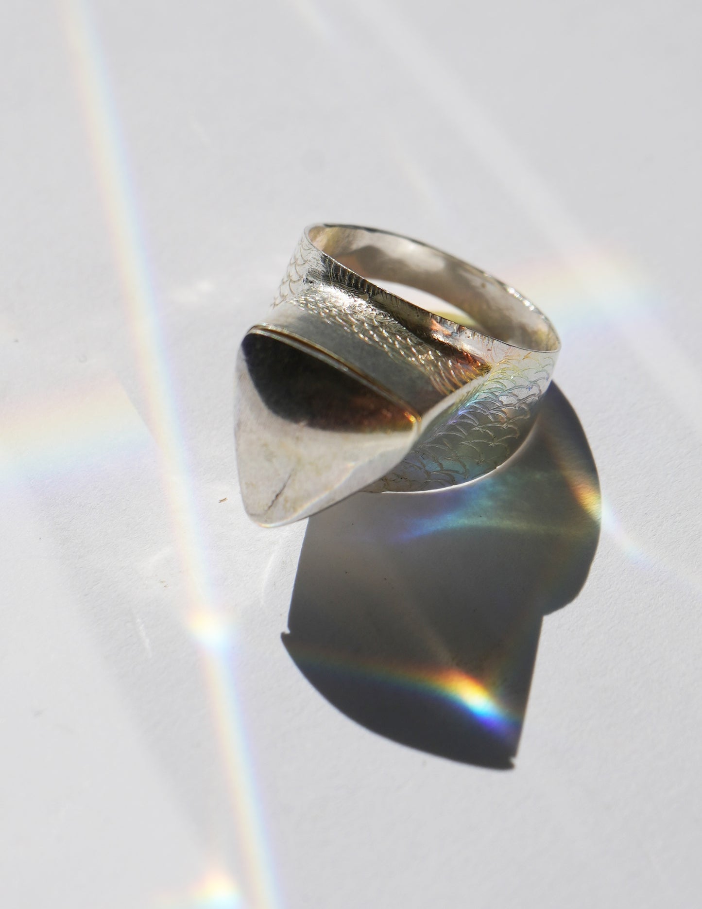 Ivyota Secret Box Triange Ring - Sterling Silver