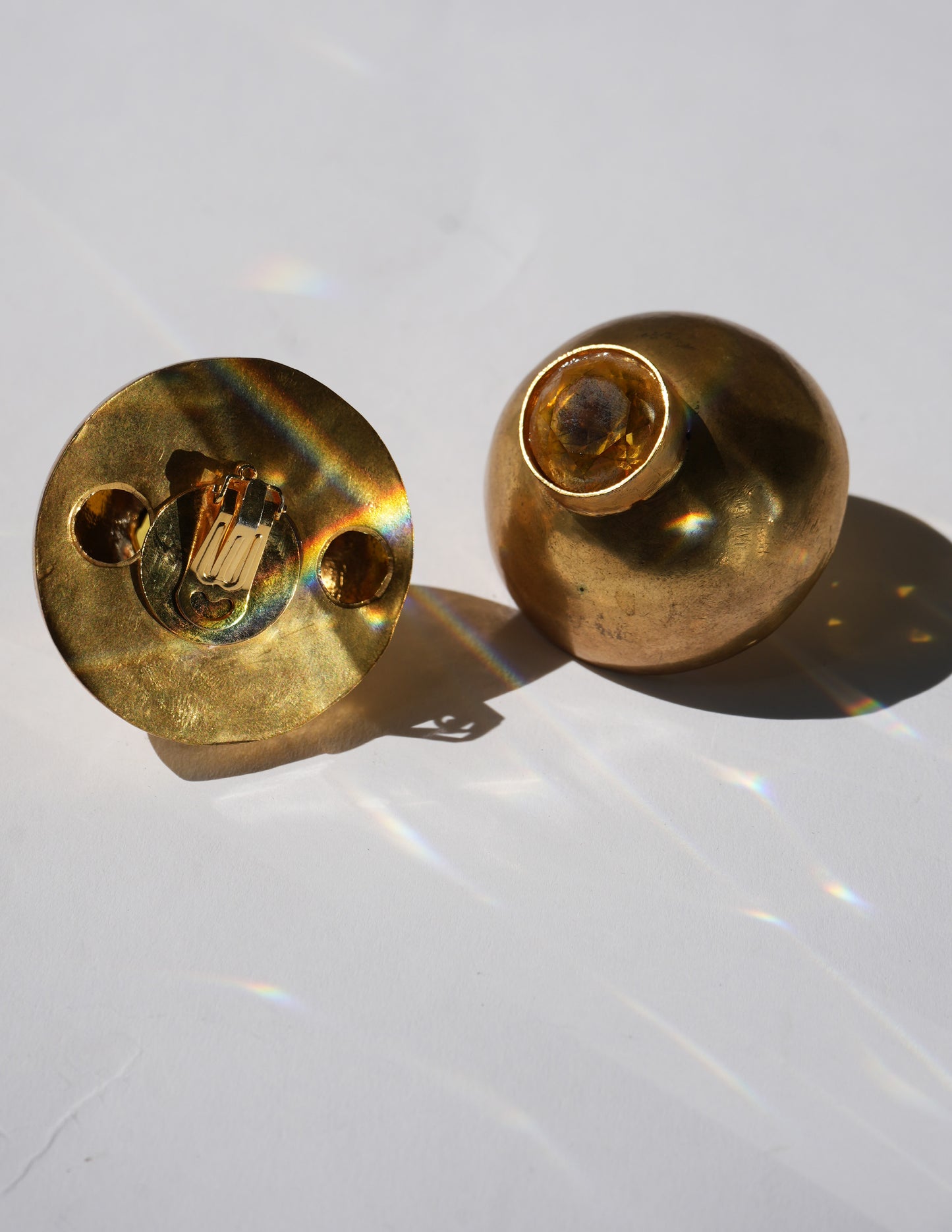 Mchanga Clip On Earrings