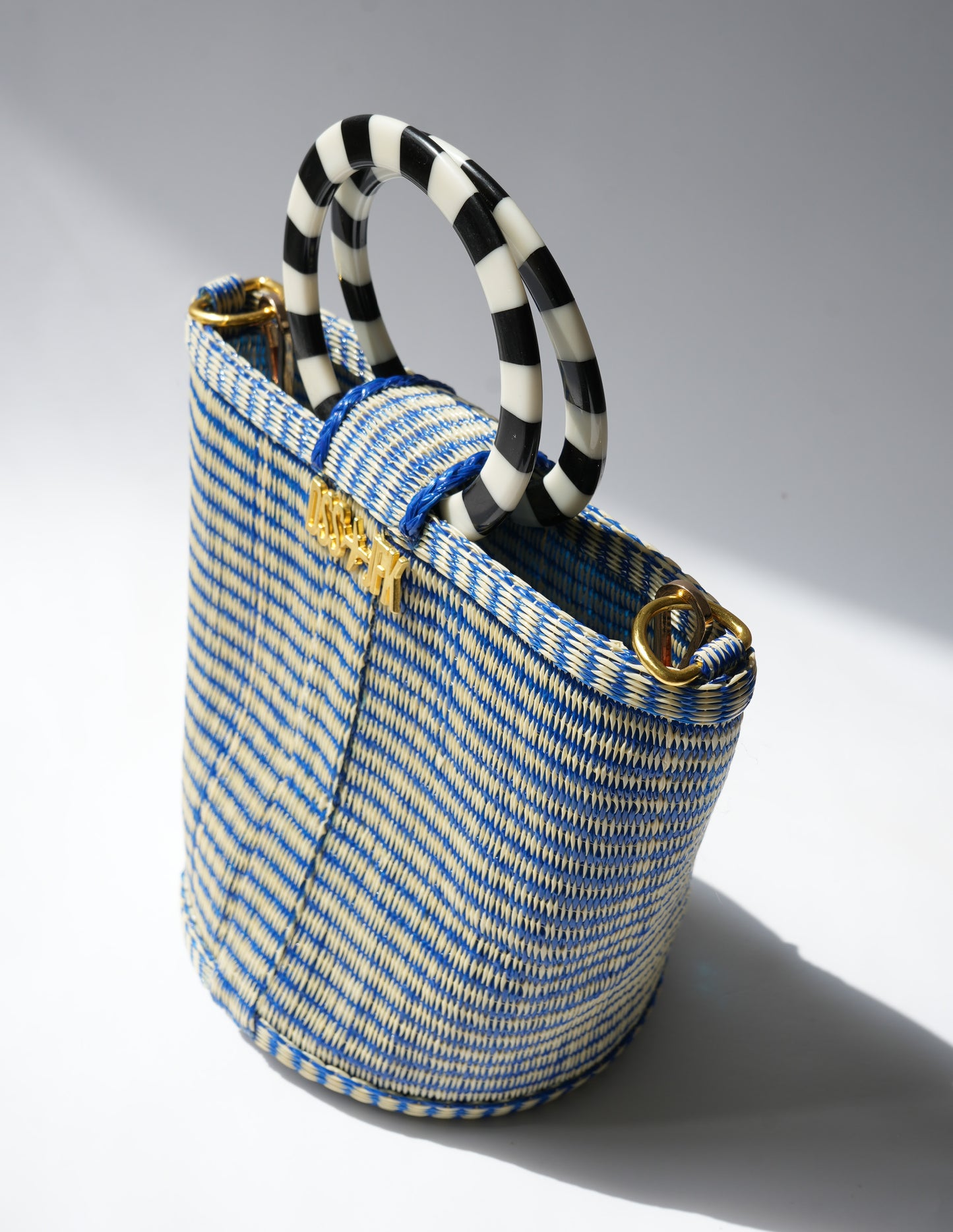 The Village Bucket Bag - Blue and white
