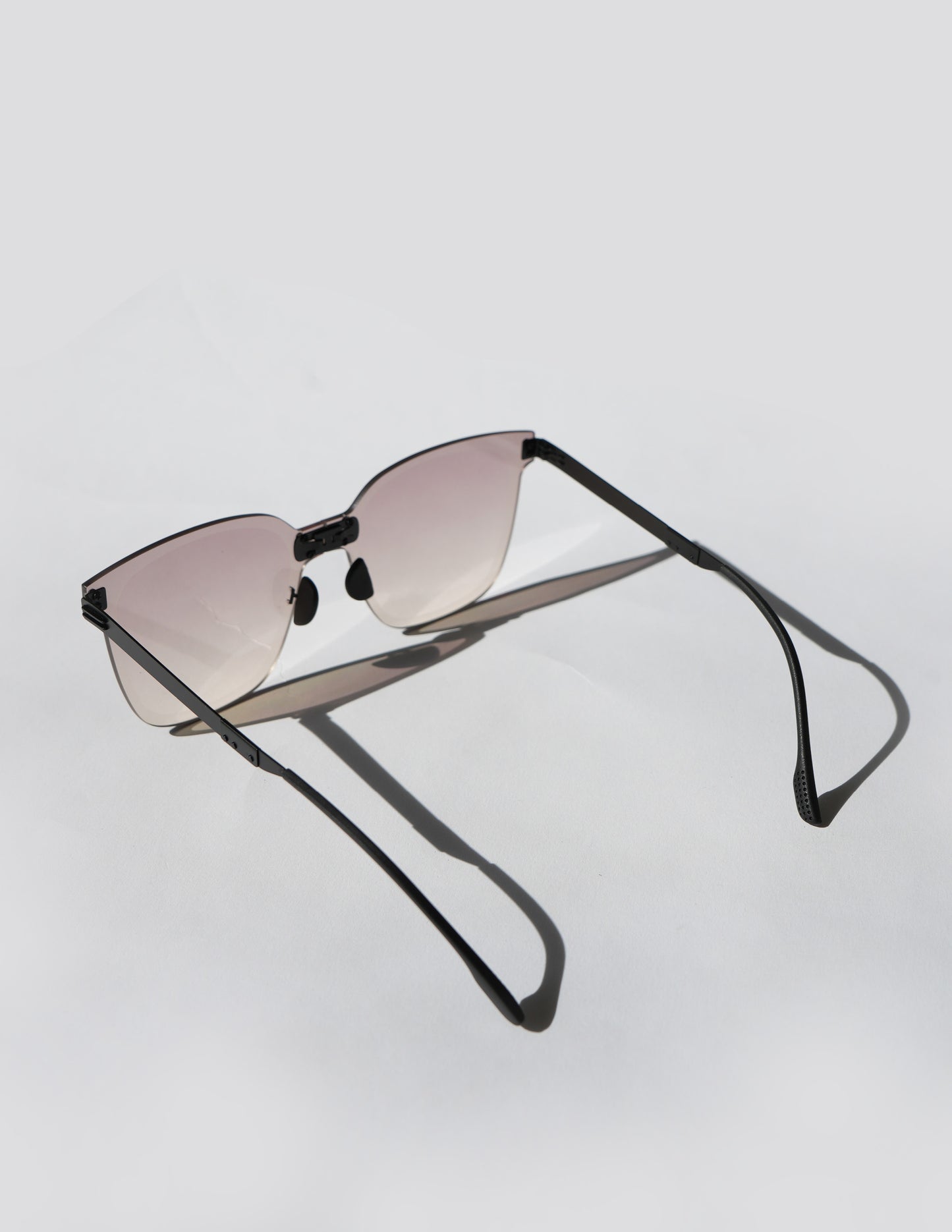 Foldable matrix lens sunglasses