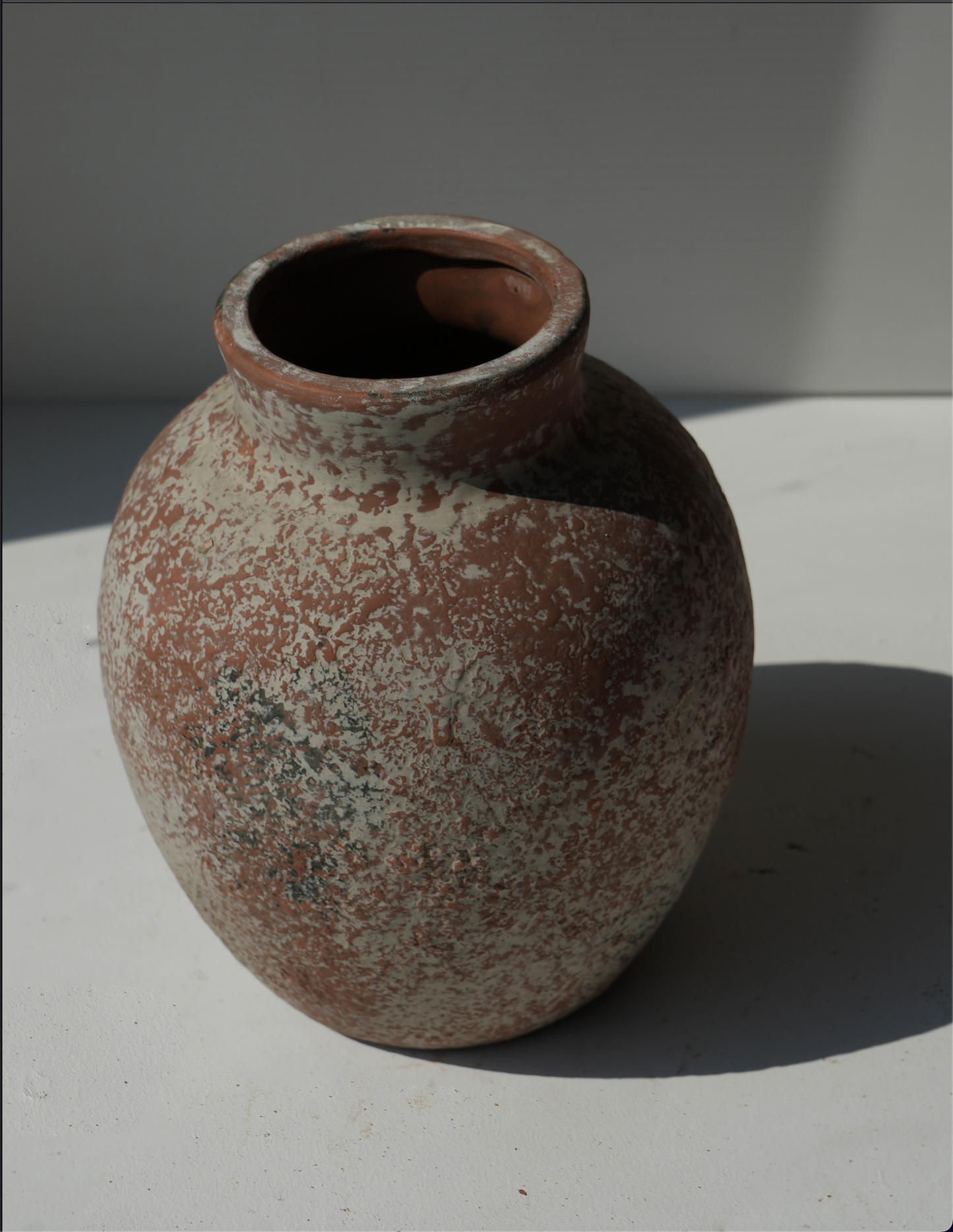 Shelly White + Brown Ceramic Vase