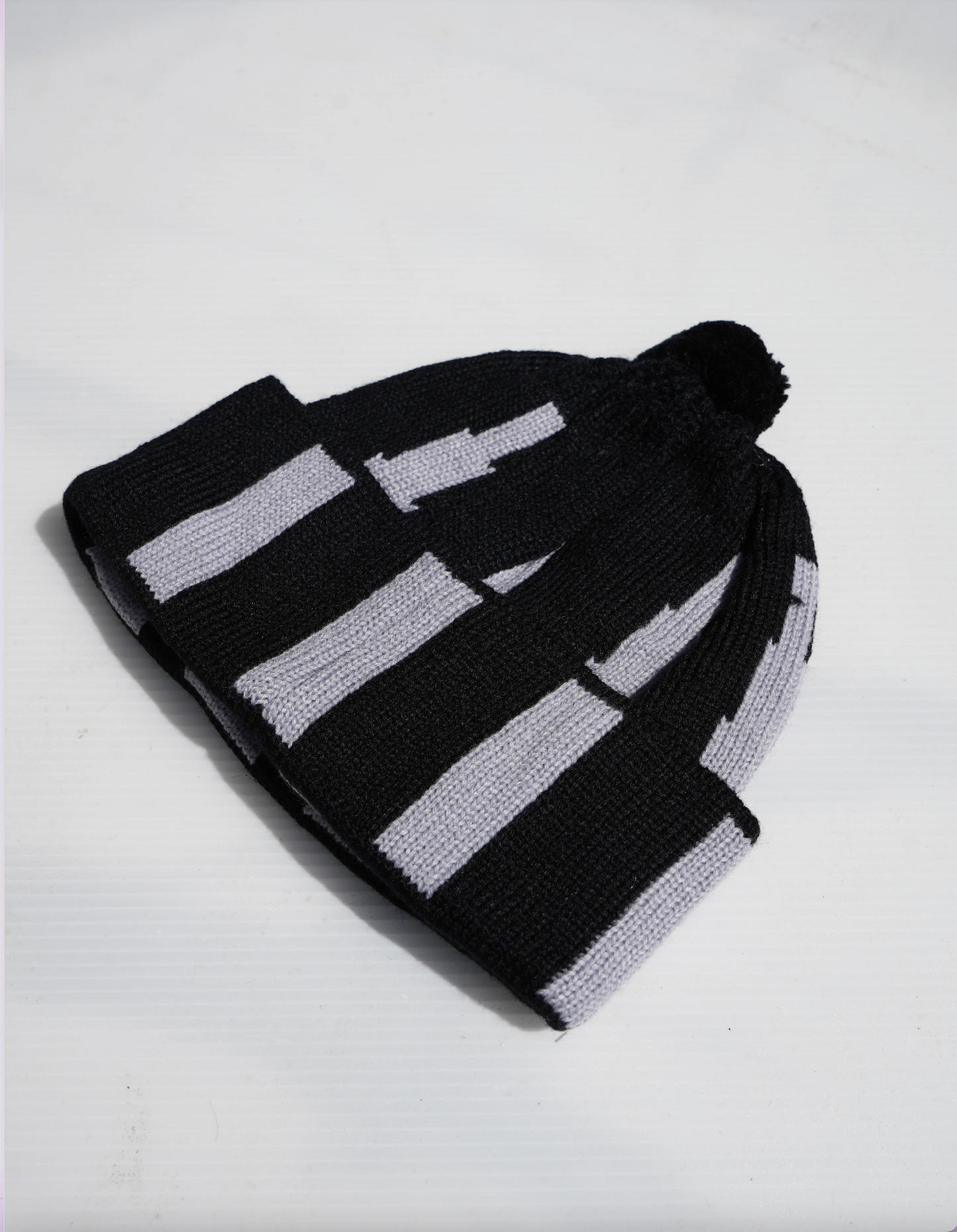 Marché Senegalese Beanie - Black /Gray