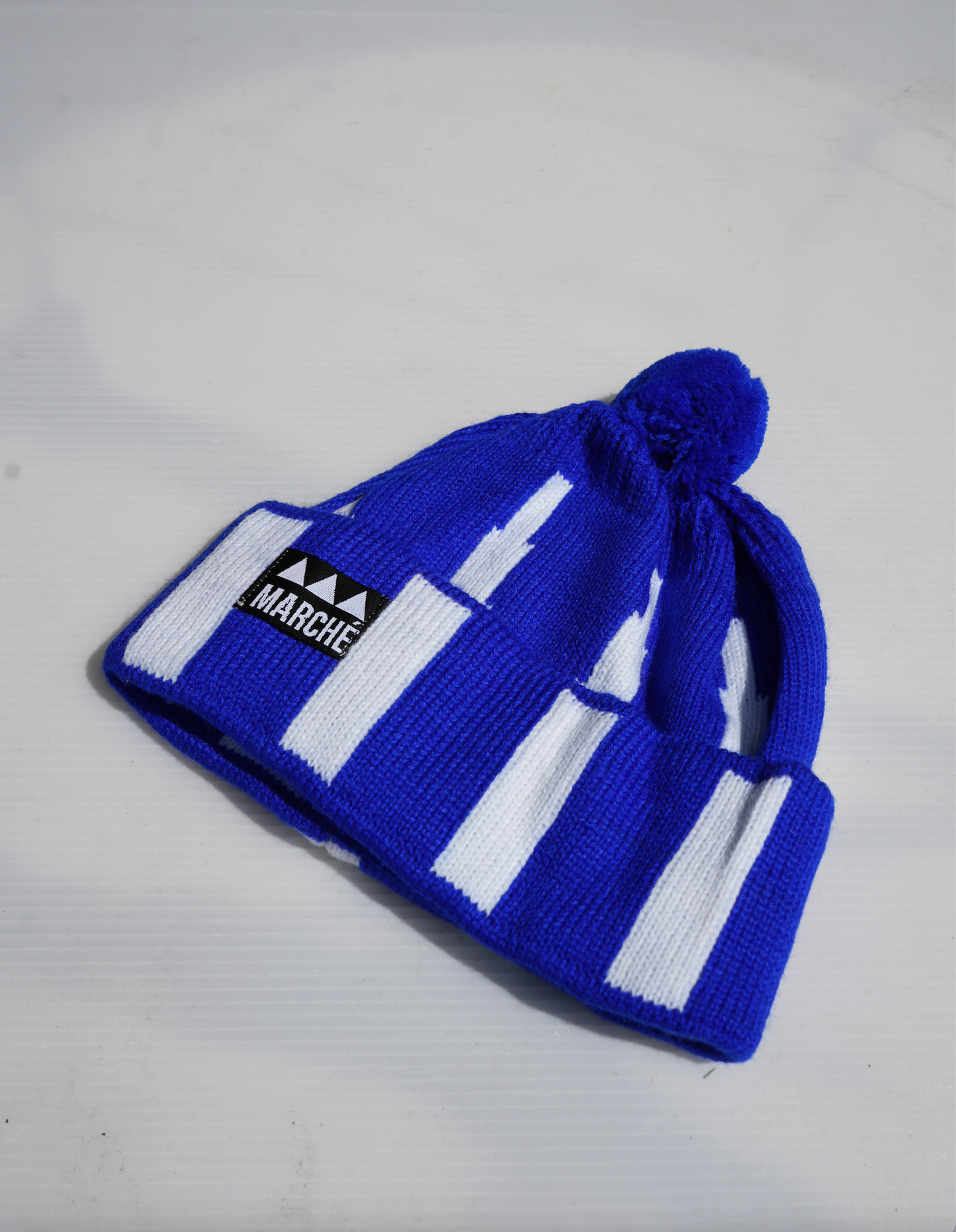 Marché Senegalese Beanie - Electric Blue/ White