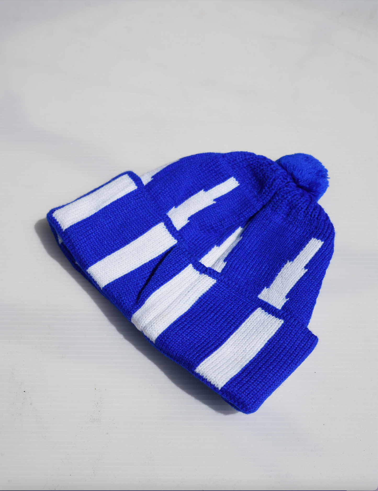 Marché Senegalese Beanie - Electric Blue/ White