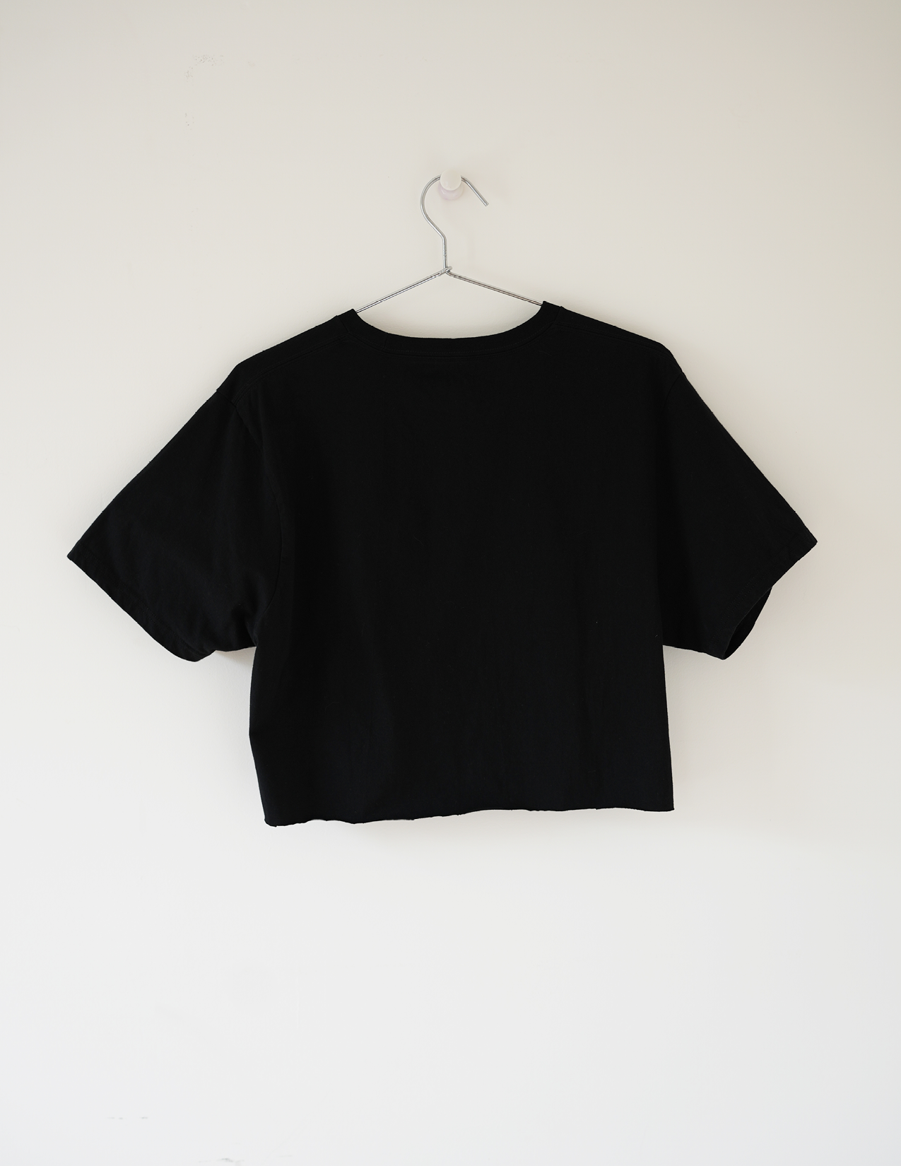 L Sweetheart Knit/Knit Black & Grey Cropped Tee