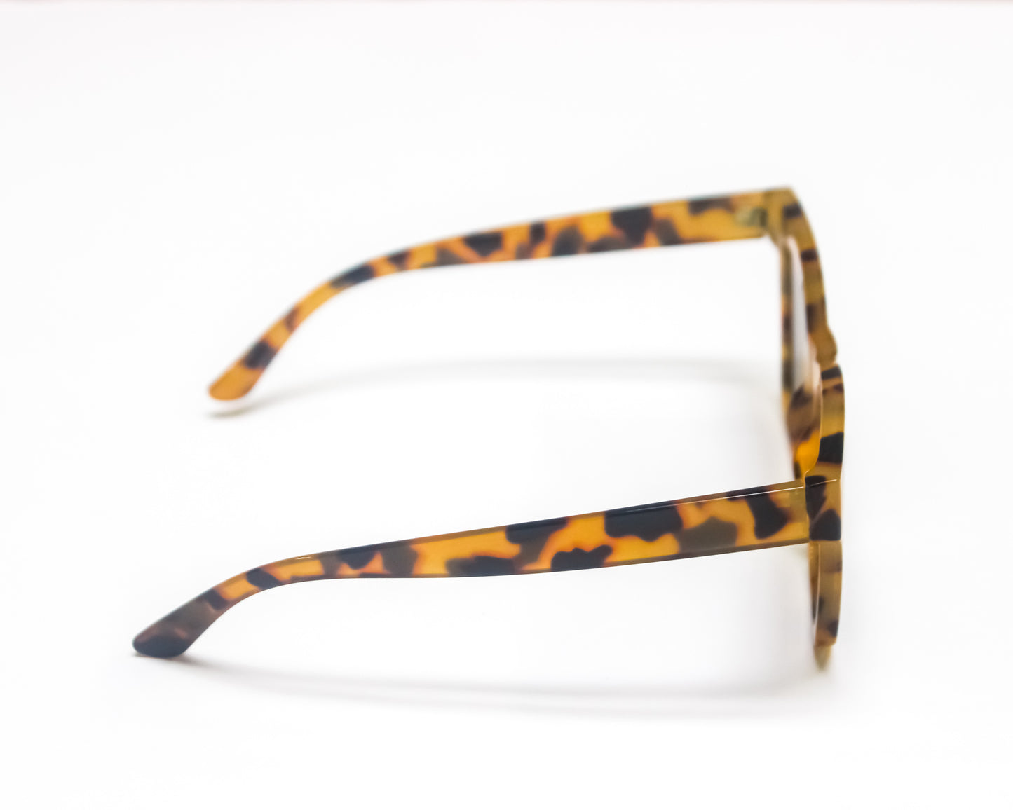 Jane Cat-Eye Sunglasses